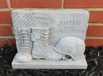 Fallen Soldier Salute Cement
